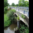 Die Kanalbrücke des Rhein-Rhône-Kanal über der Largue
